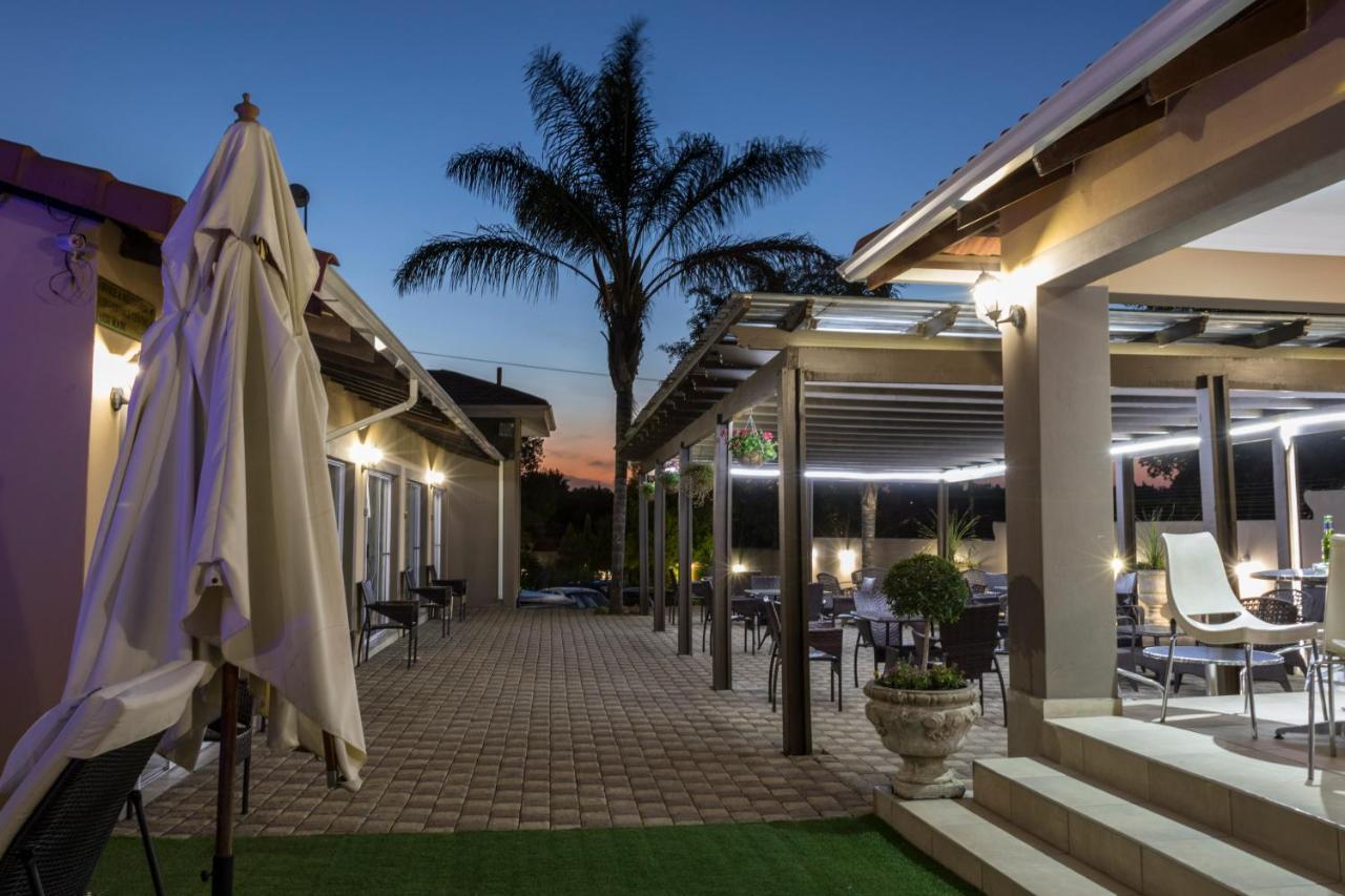 Lakeview Boutique Hotel & Conference Center Бенони Экстерьер фото
