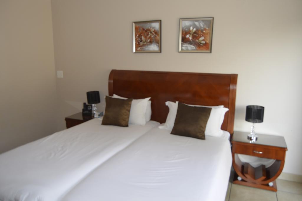 Lakeview Boutique Hotel & Conference Center Бенони Экстерьер фото