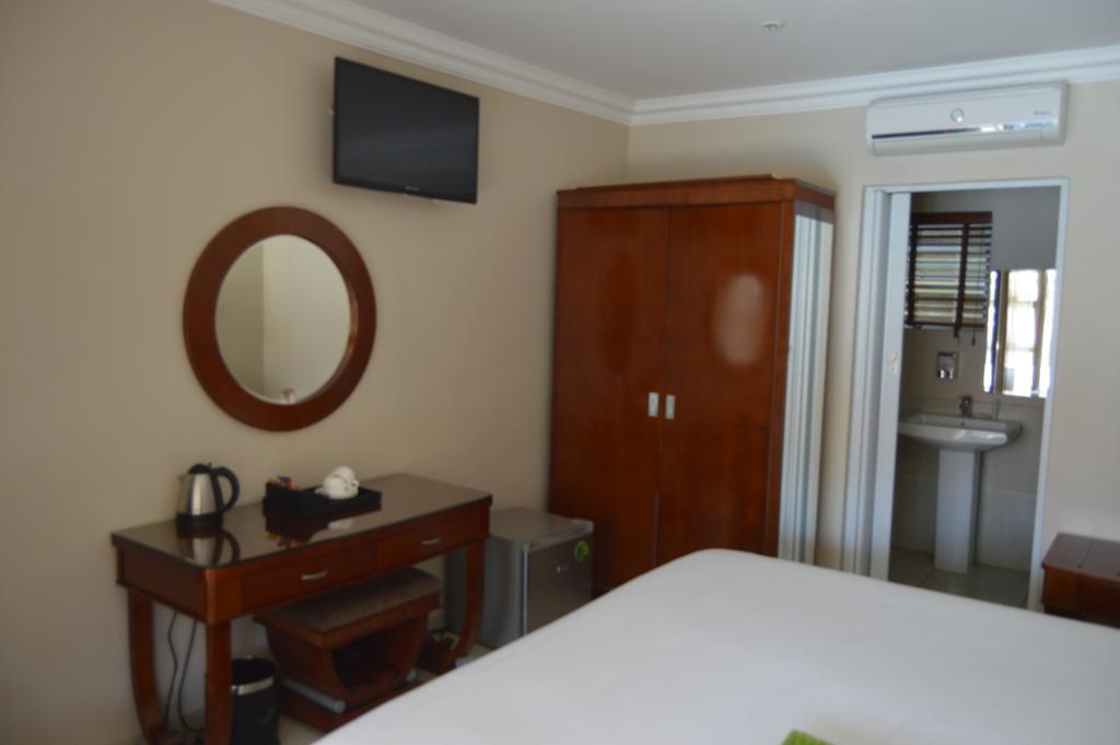 Lakeview Boutique Hotel & Conference Center Бенони Экстерьер фото